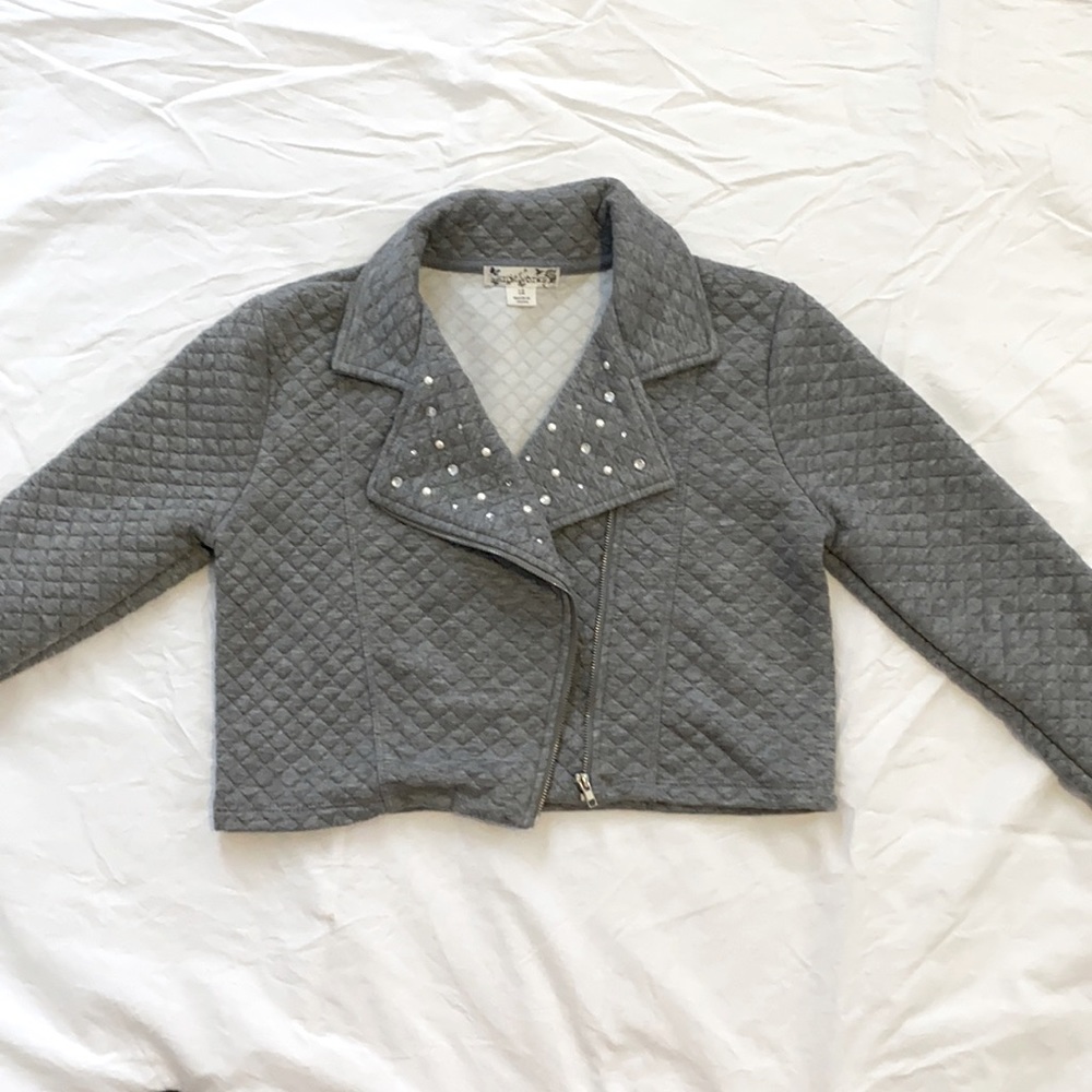 Short jacket size 12 (kids) fit perfect to size Sand xs  women
